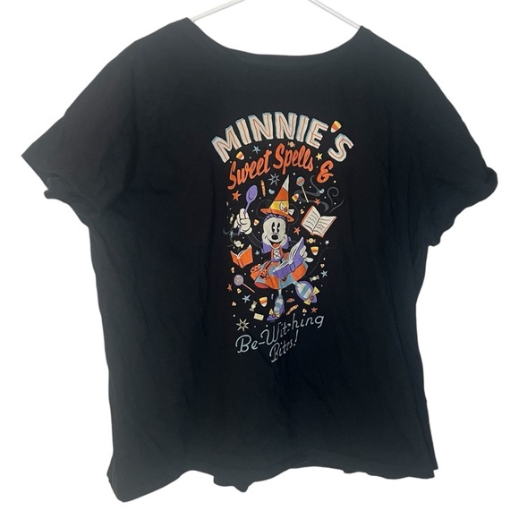 Disney Black Short Sleeve Tee Minnie Mouse Halloween Tshirt - Picture 1 of 4